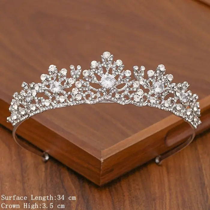Elegant Tiara with Rhinestones