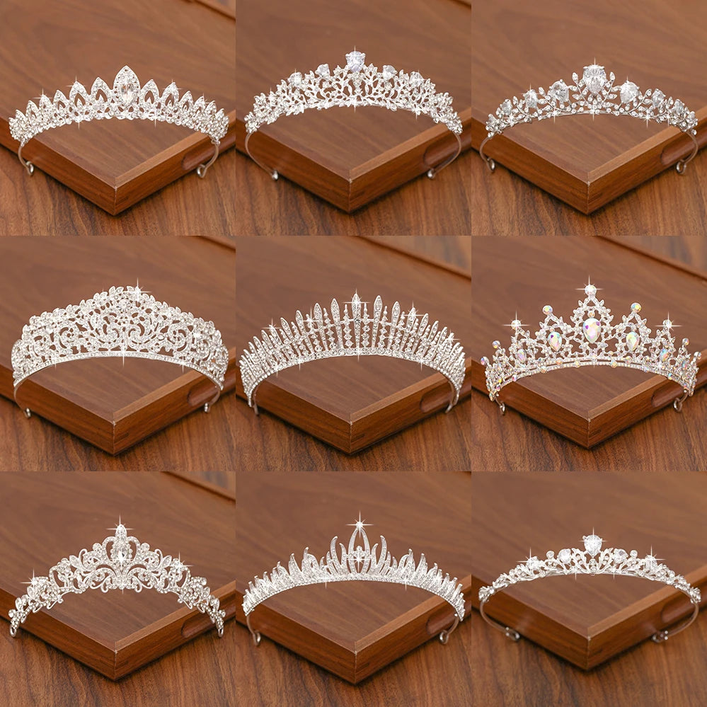 Elegant Tiara with Rhinestones