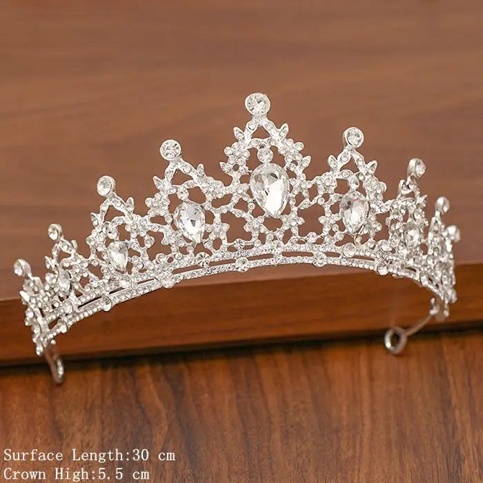 Elegant Tiara with Rhinestones