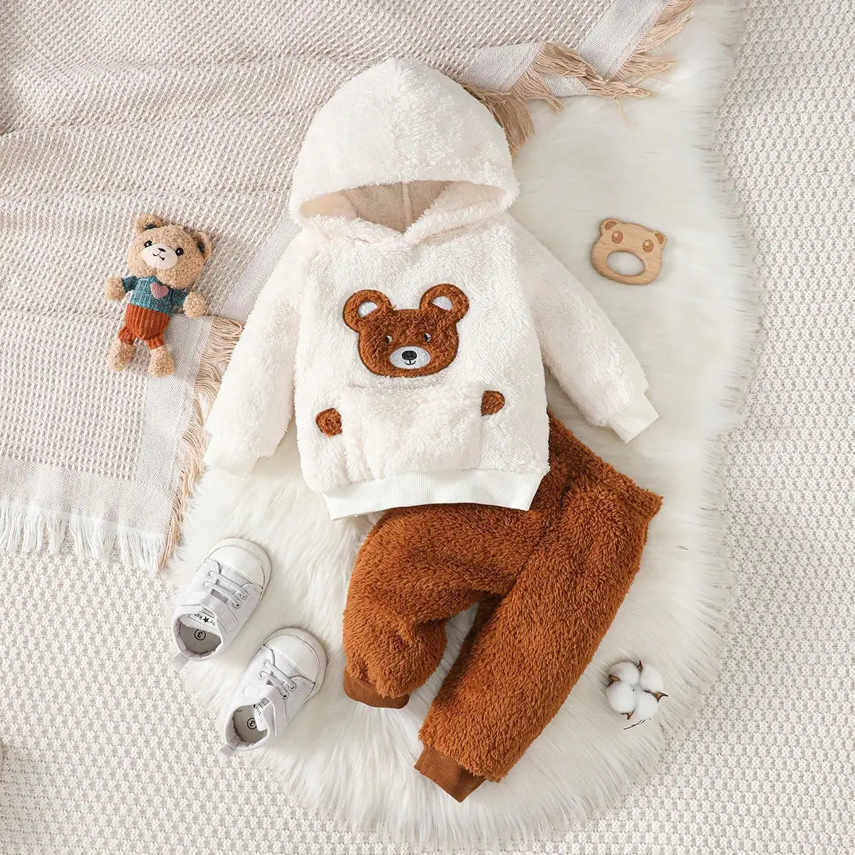 2-Piece Bear Outfit