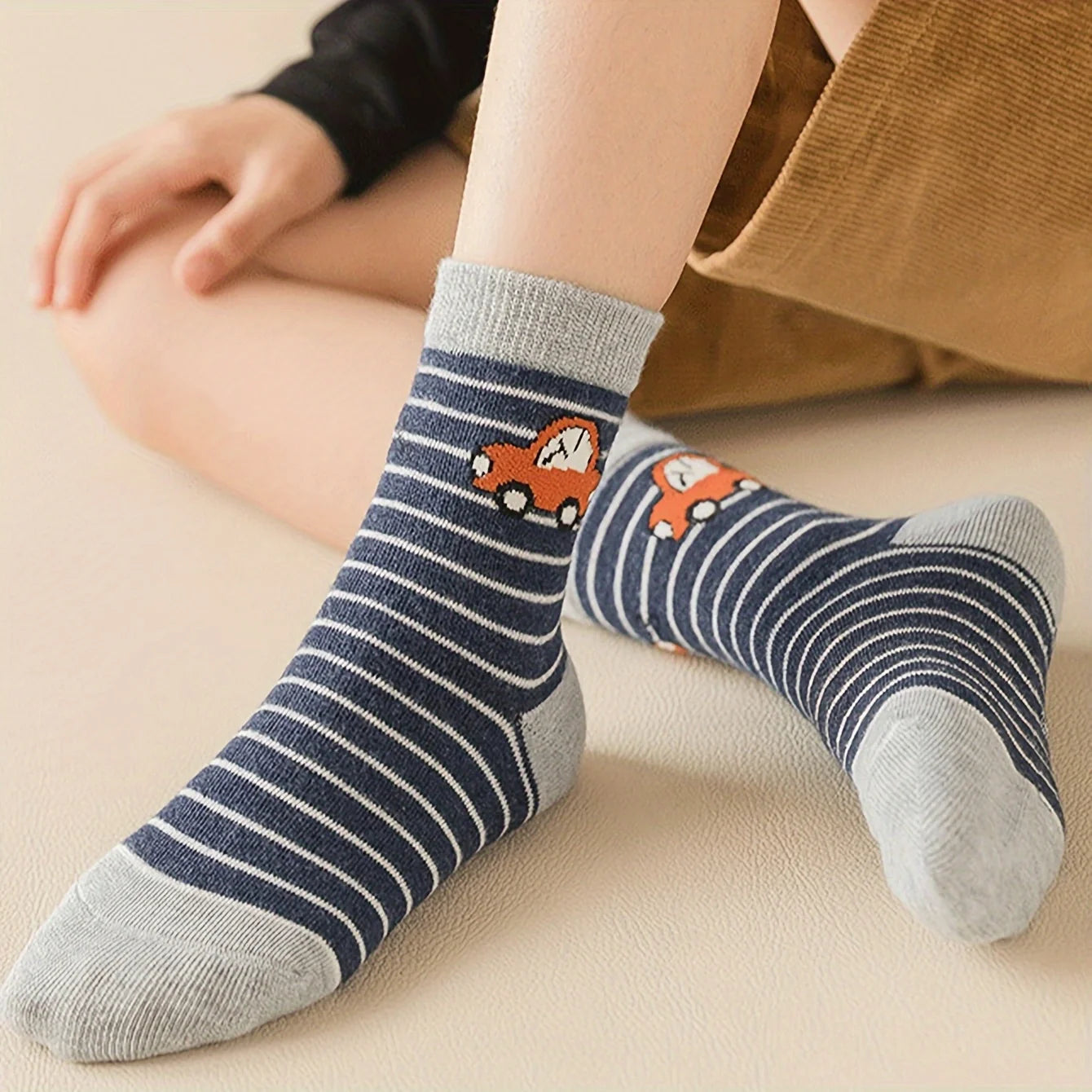 5 Pairs Mid-Tube Striped Socks