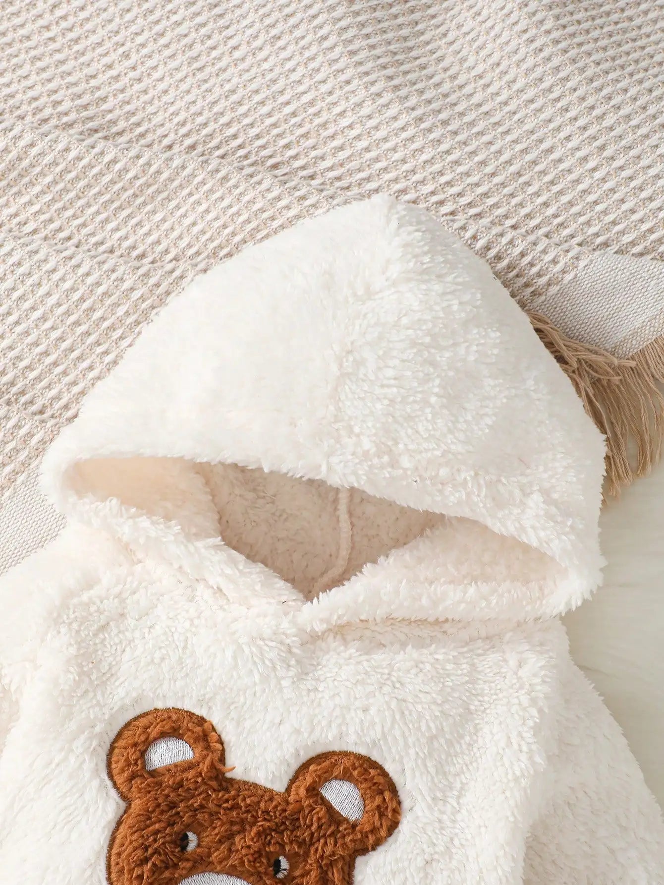 2-Piece Bear Outfit
